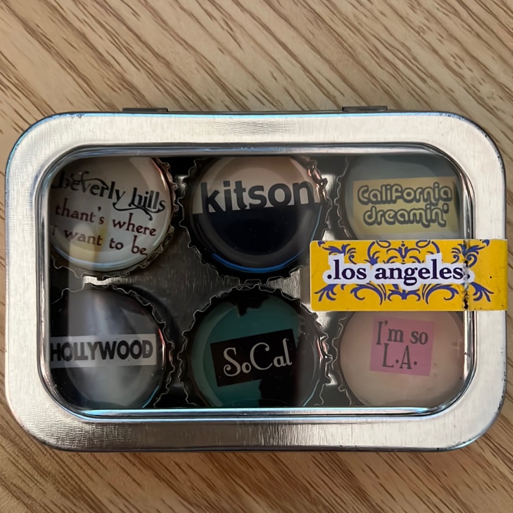 Kitson LA magnets